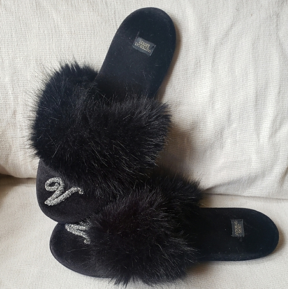 Victorias Secret faux fur bling slides Small